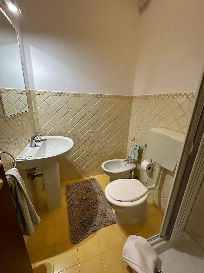 Cut' Home Monreale